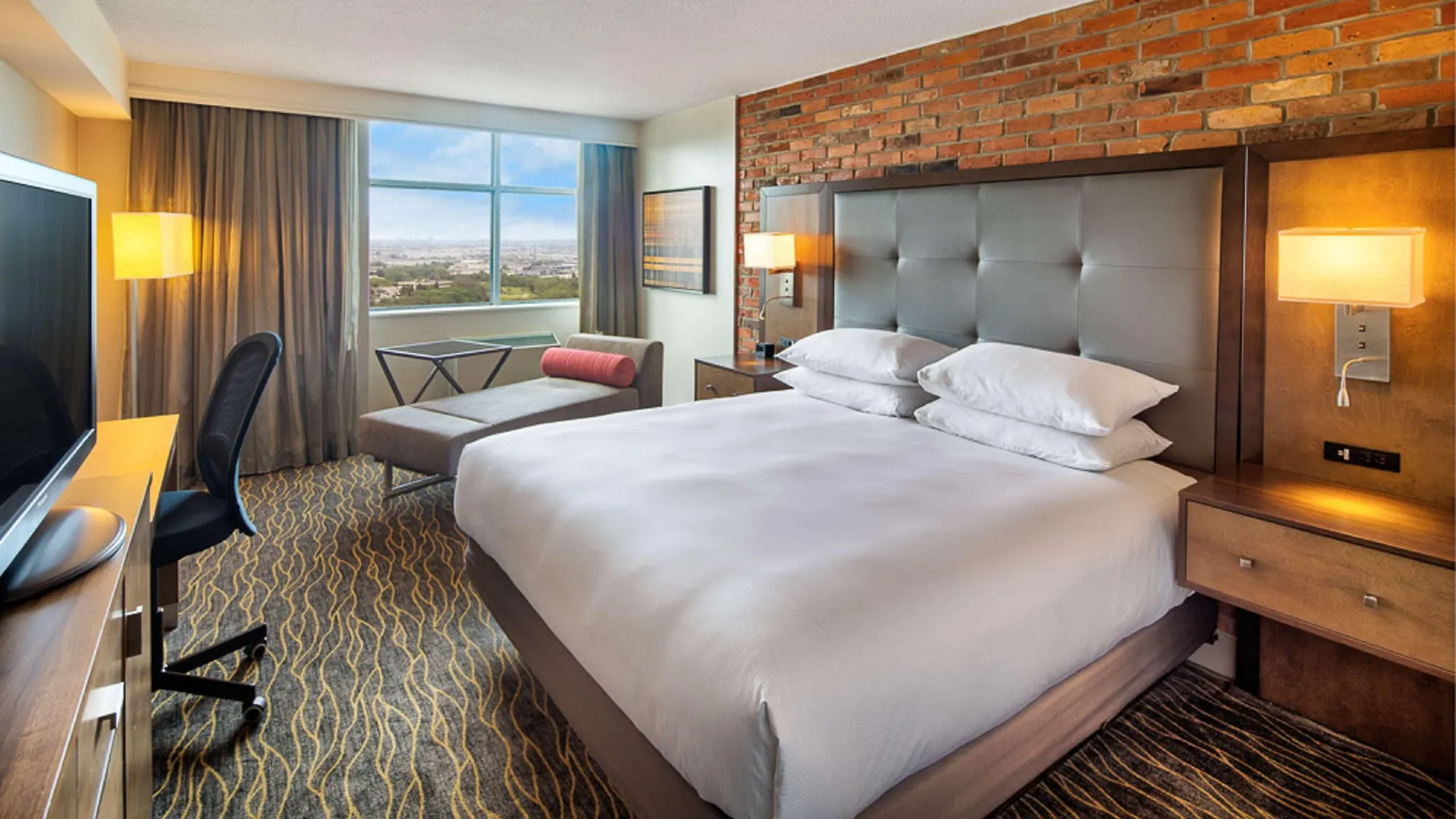 Doubletree By Hilton Toronto Airport, On Hotel