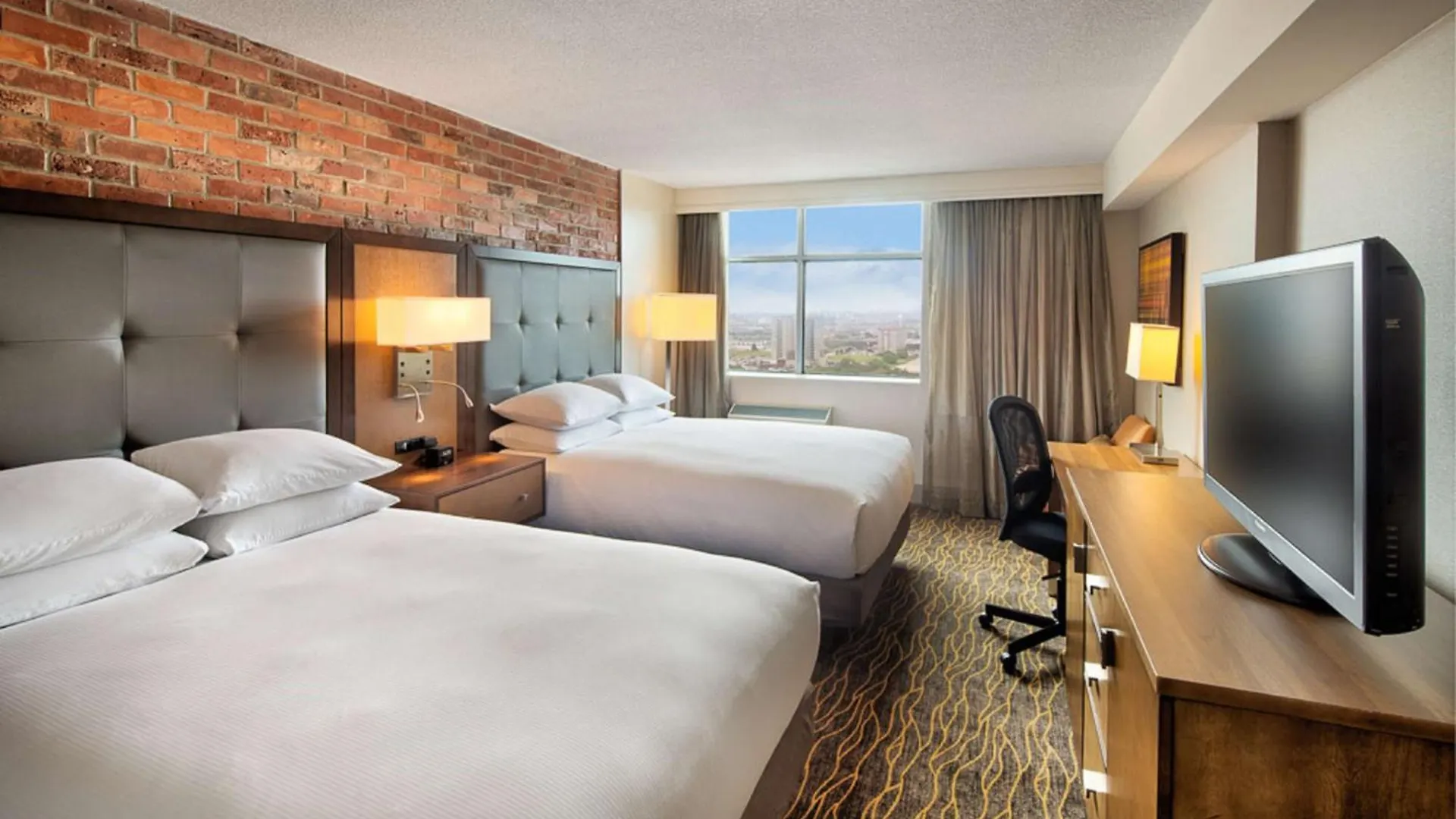 Doubletree By Hilton Toronto Airport, On Hotel