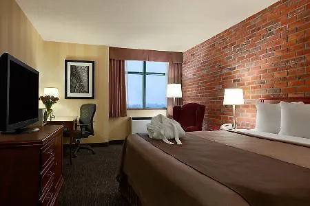 Doubletree By Hilton Toronto Airport, On Hotel