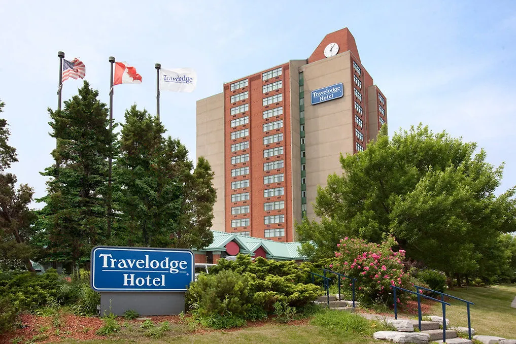 Doubletree By Hilton Toronto Airport, On Hotel