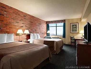 Doubletree By Hilton Toronto Airport, On Hotel