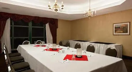 Hotel Doubletree By Hilton Toronto Airport, On