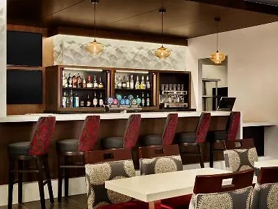 Doubletree By Hilton Toronto Airport, On Hotel